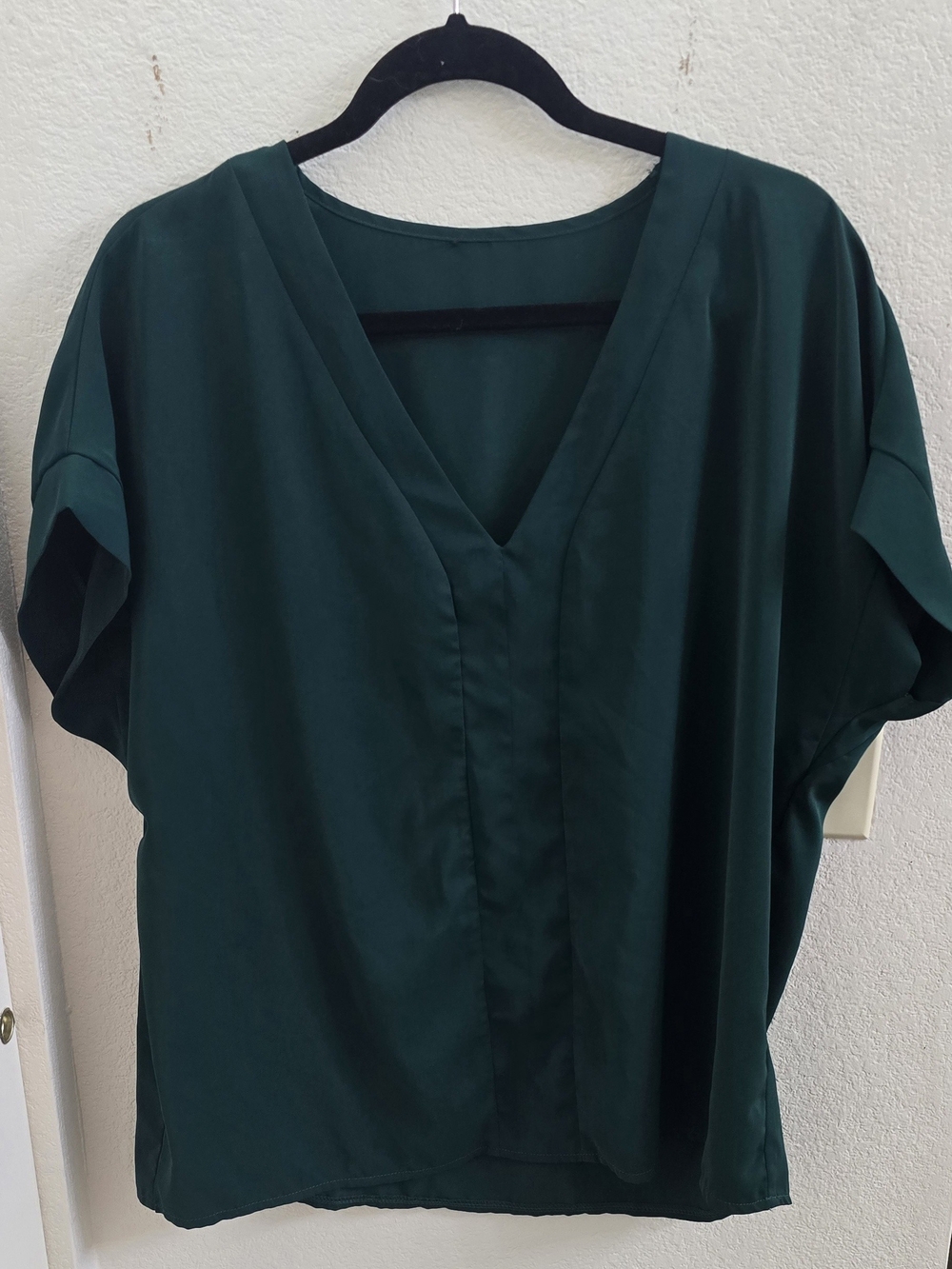 Relaxed V-Neck Women’s Top in Deep Green